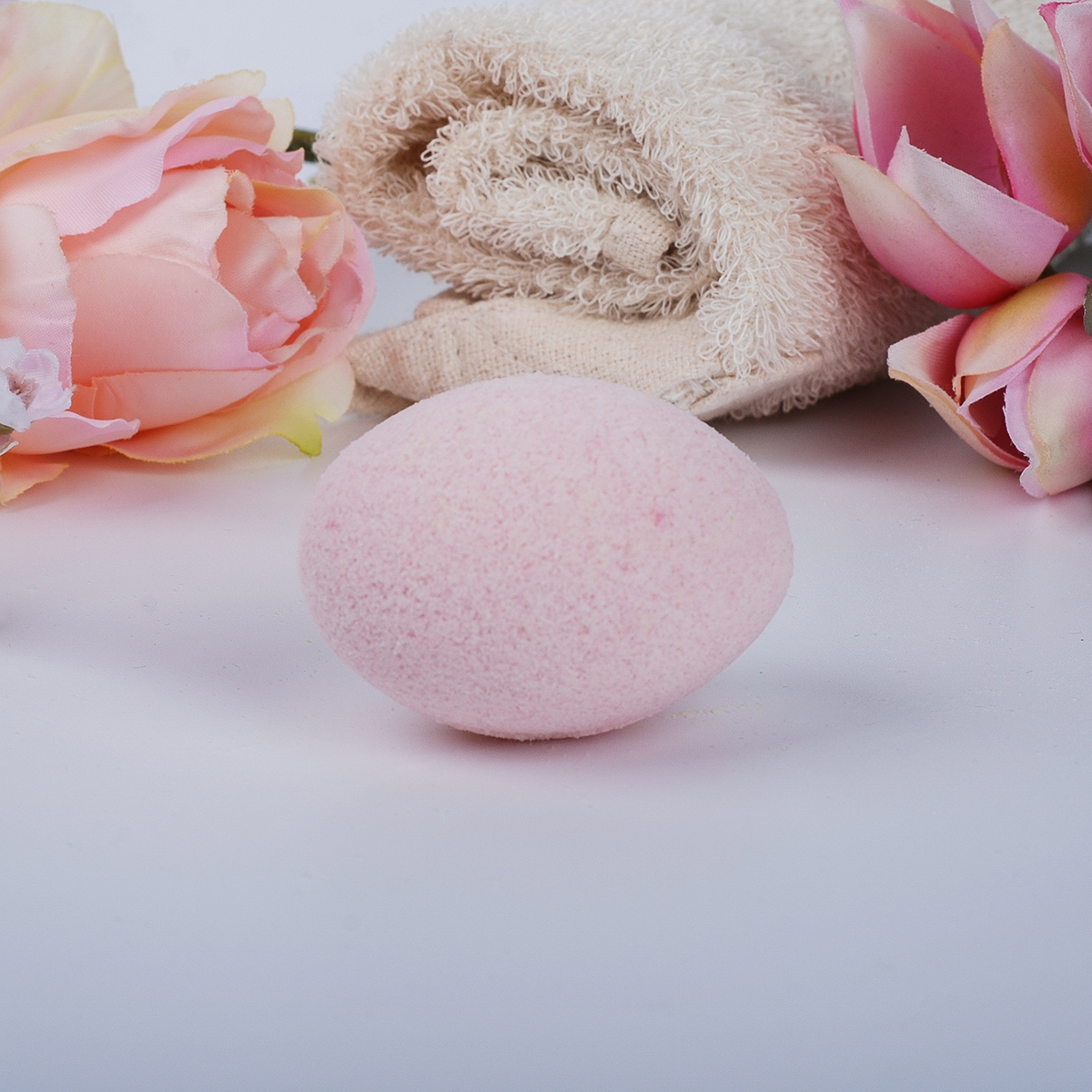 Badefee bath bomb “SprudelEi” 
